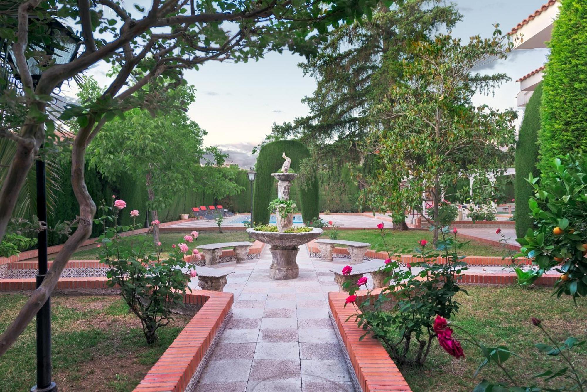 Villa Granada Garden Deluxe Monachil Exterior photo